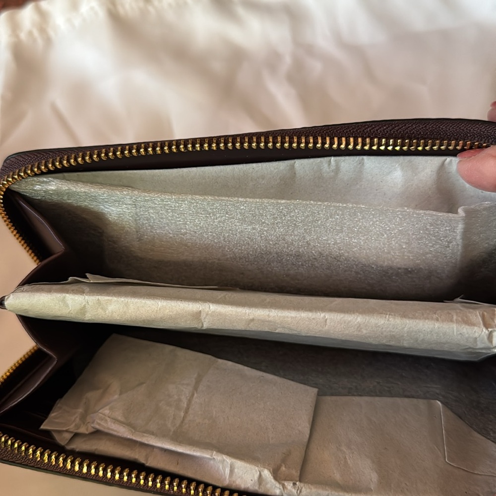 Coach Oxblood Leather Wallet NWT - Picture 5 of 11